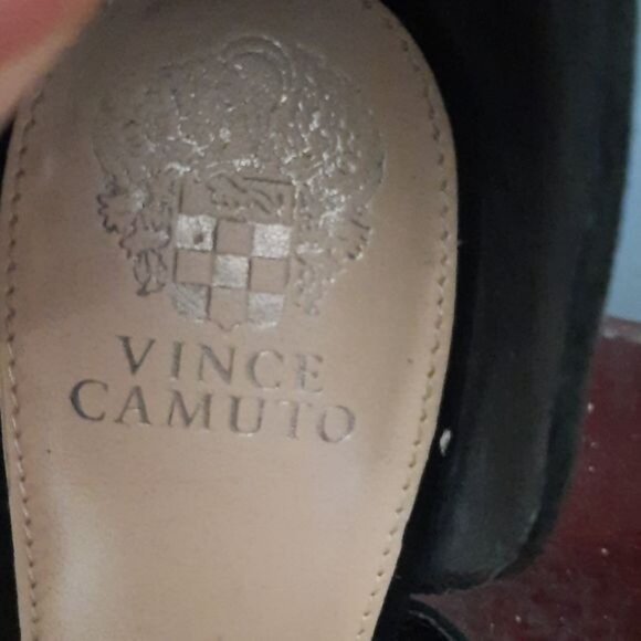 Vince Camuto Carlotte Suede Pointed Toe Strap Stiletto Heel Pump Size 11 - Picture 3 of 15